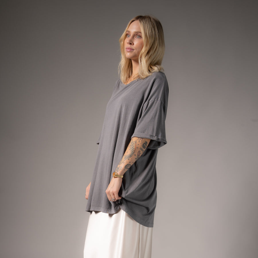 Essentials - Oversized Tee - Gravity Grey - The Laundry Room