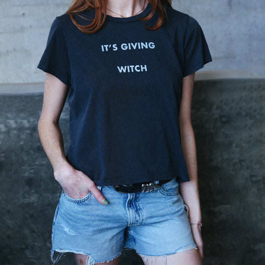 It's Giving Witch - Perfect Tee - Black Snow