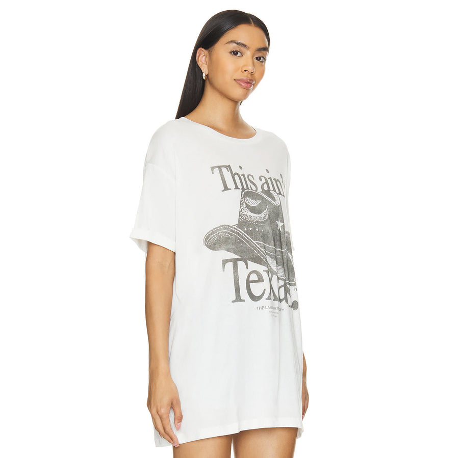 This Ain'T Texas - Oversized Tee - White - The Laundry Room